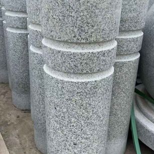 嘉兴 芝麻白花岗岩挡车柱、隔离柱多少钱