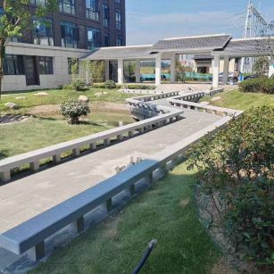 嘉兴 芝麻灰小区坐凳&栏杆安装效果