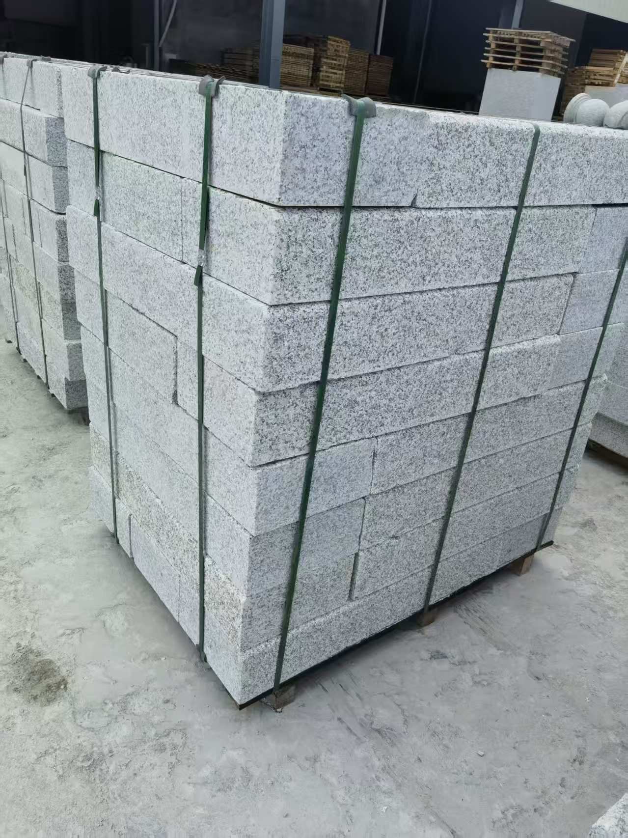 嘉兴 芙蓉白火烧两面路沿石