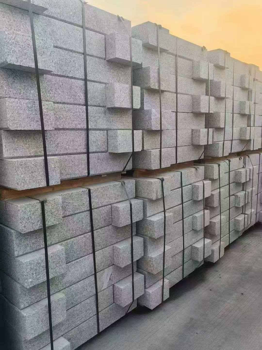 嘉兴 芝麻白路沿石