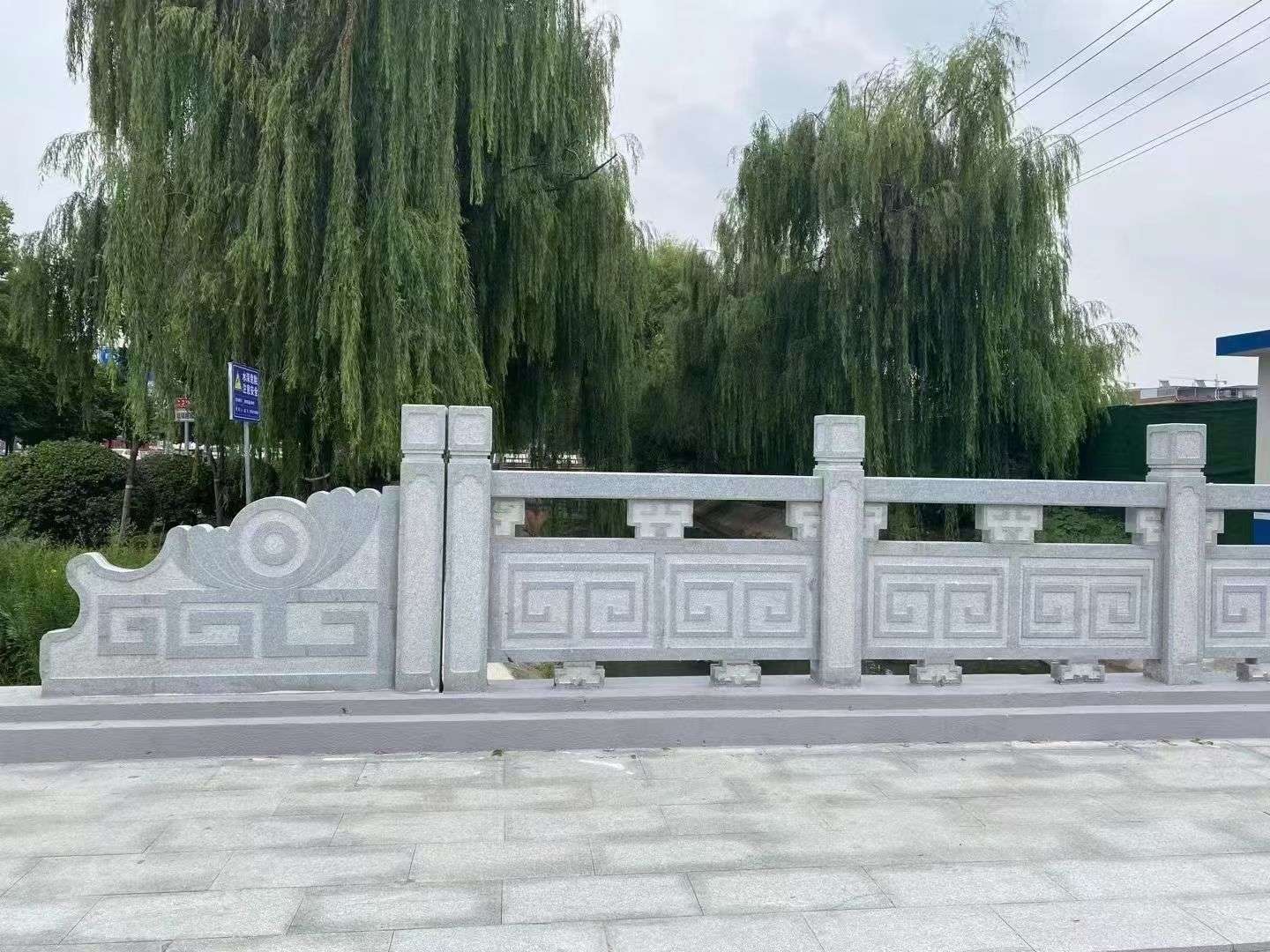 嘉兴 芝麻灰桥栏杆、河道栏杆安装效果
