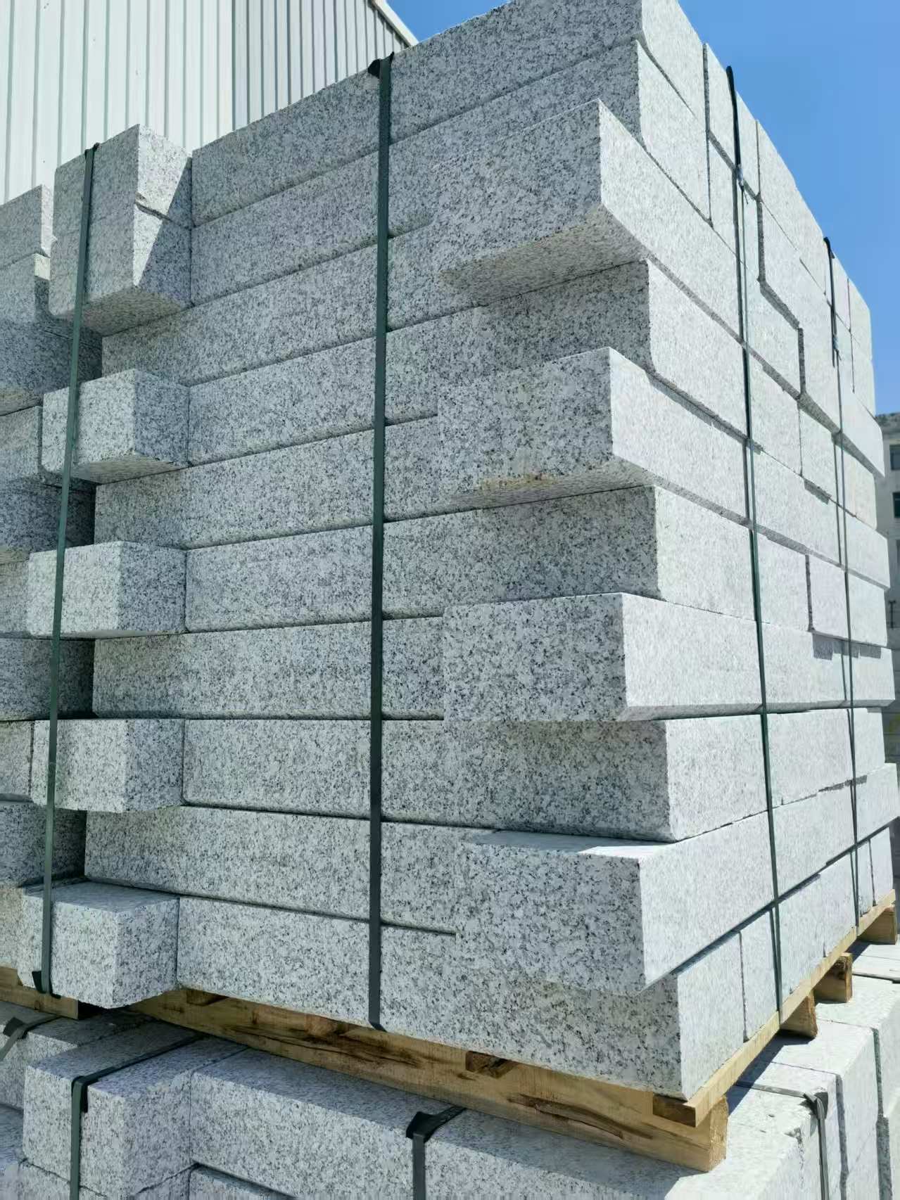 嘉兴 路沿石颜色均匀、尺寸标准